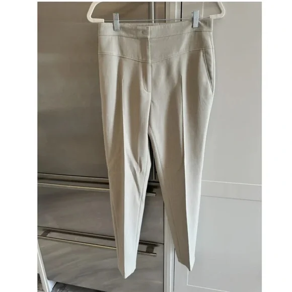 Women’s Akris Punto Pebbled Crepe Blazer and Pants Suit - Picture 6 of 10